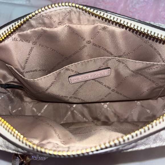 Michael Kors Blush Pink and Cream Crossbody Bag - Picture 4 of 6